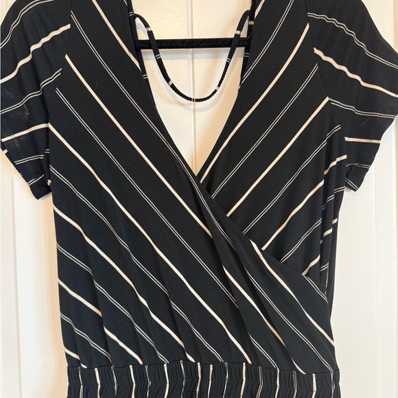 EXPRESS black white short sleeve jumpsuit with wide leg striped pants women's S - Picture 2 of 7